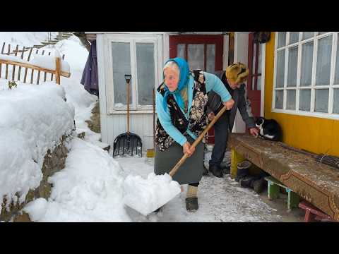 80-Year-Old Vasyl & Maria’s Cozy Mountain Winter Life 🏡❄️❤️