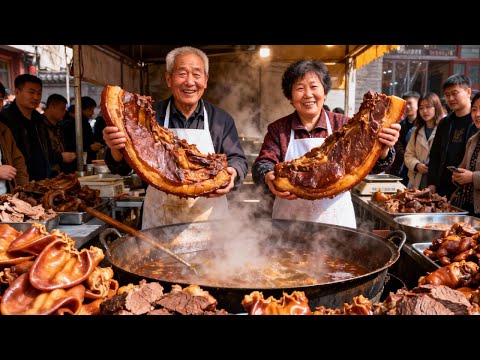 济南老夫妻摆摊卖卤味，一盆1万多1小时就卖光，没出摊就开始排队！【好食勇哥】