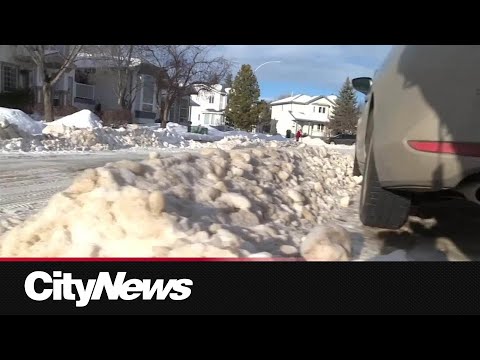 Edmonton begins residential snow clearing without towing budget
