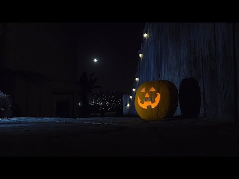 SPOOKY Halloween Pumpkin in 4K.