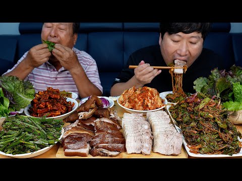 Jokbal & Bossam, Boiled pork belly & pig's feet - Mukbang eating show