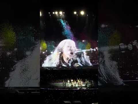 Rosé (BLACKPINK) — APT. | live from the DEADLINE tour Barcelona