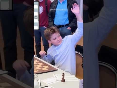 He couldn't believe he won😃 #chess #chessgame #wholesome #happy #grandmaster #chessmaster