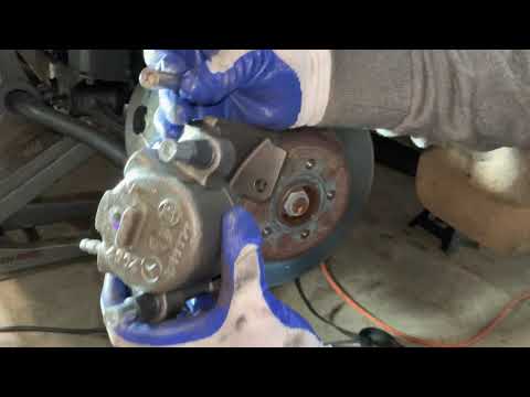 Mercedes ML320 Brake Caliper Replacement