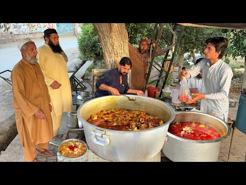50/- Rs ROADSIDE SPECIAL SIRI PAYE BREAKFAST 😍 BEST STREET FOOD SIRI PAYE - STREET FOOD IN PAKISTAN