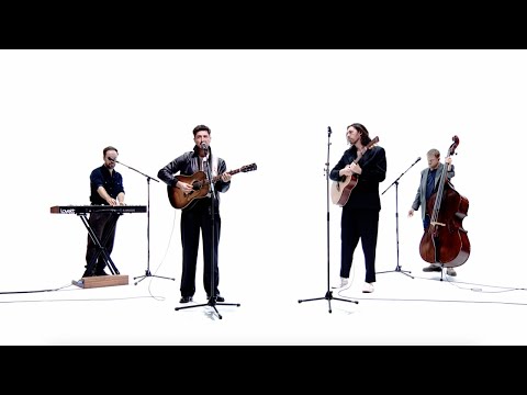 Mumford & Sons with Hozier - Rubber Band Man (Live on The Graham Norton Show)