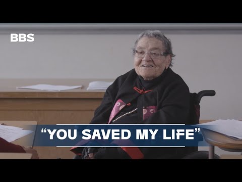 Flossie Lewis (EXTENDED CUT): 94-year-old reunites with students for her last lecture