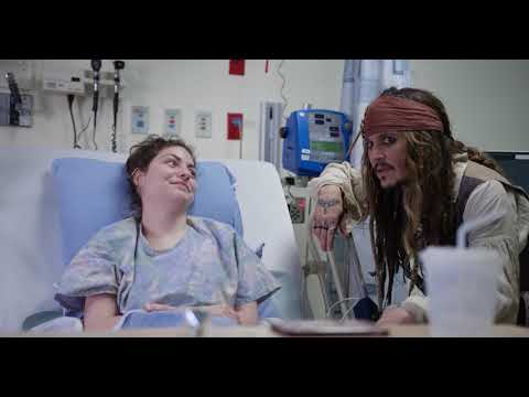 Johnny Depp as “Captain Jack Sparrow” sails into Vancouver to visit patients at BCCH [FULL VIDEO}