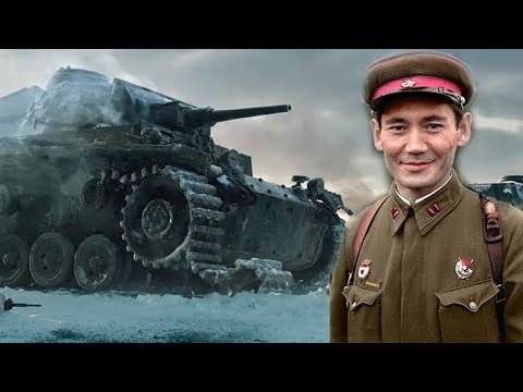 Когда он понял, что батальон окружён, то не стал прорываться к Москве, а принял нестандартное решени