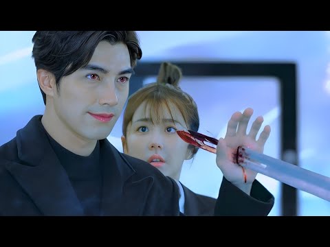 A Man Kidnaps a Cute Girl, Unaware Her Demon Lover Crushes Anyone Who Stands in His Way