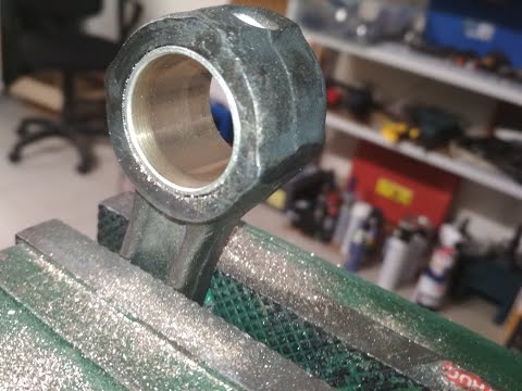 Как правильно развернуть втулку шатуна в домашних условиях. Капремонт двигателя 1.6D. Часть 3