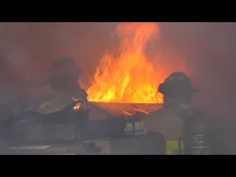 Jacksonville Fire Rescue Department calls second alarm on warehouse fire