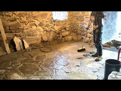 Restoring my cabin in the Italian Alps - Windowsill - Flagstone floor and other jobs - Video n.79