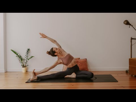 Sacred Flow | Cours de Yoga Maison pour Débutants