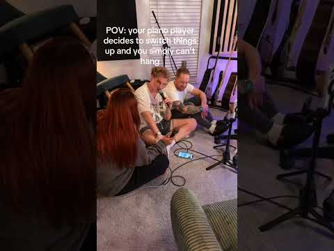 Shout out my cat shirt.. #thevoice #singing