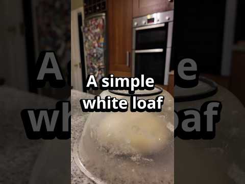 A simple white loaf 😋