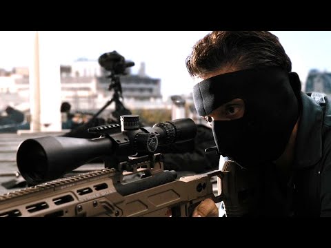 特種兵到白宮面試，卻被嫌棄學歷低，恰好來了恐怖分子，動作片