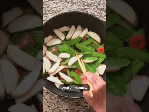 🦐 How to make Cashew Shrimp, like a Chinese chef! (腰果蝦仁）#Shorts