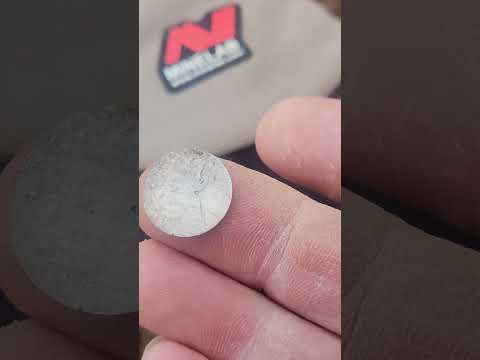 well worn silver coin found metal detecting. #metaldetecting #treasurehunting