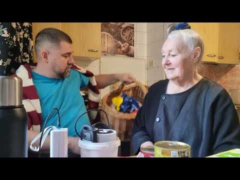 💥 БЛЭКАУТ ОДЕССА 💥 КАК ВЫЖИТЬ СТАРИКАМ?! К маме приехала скорая помощь