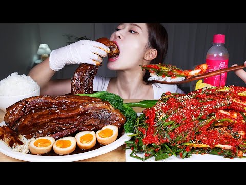 ASMR MUKBANG | WHOLE BRAISED PORK BELLY ★ SPICY GREEN ONION KIMCHI & EGGS & MUSHROOMS