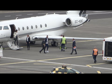 CRISTIANO RONALDO PRIVATE JET LANDING AT MADEIRA
