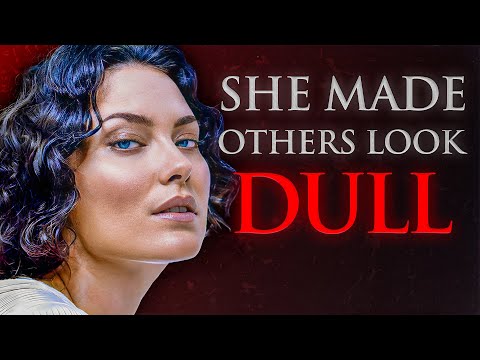 Fashion's Most Unforgettable Model—Shalom Harlow