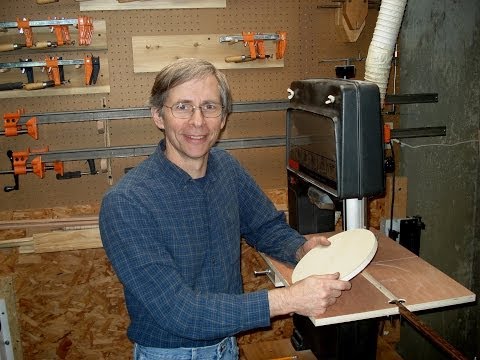 Band Saw Circle Cutting Jig - Winky's Woodworking Tips