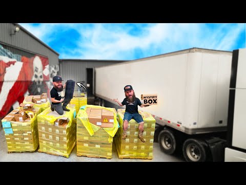 I Bought an Entire Semi Truck Load Of Lost Freight For $6000 - The Ultimate Side Hustle!