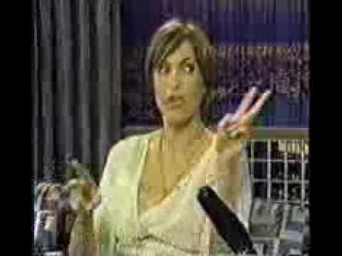 Mariska Hargitay | Conan 2003