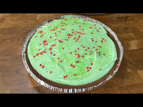 This is the perfect holiday treat! Grinch Pie!