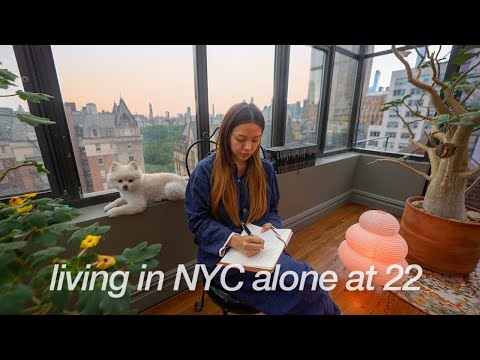 a productive day living alone in NYC (cleaning, farmers market, journaling, cooking)