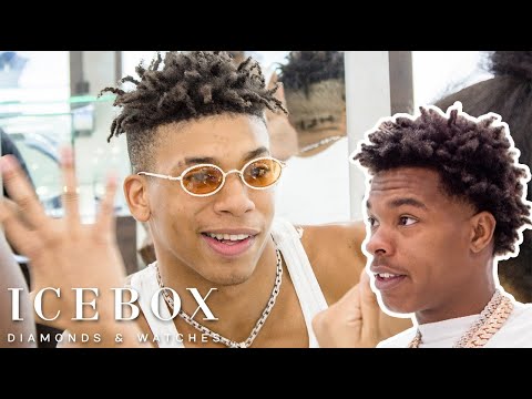 NLE Choppa Runs Into Lil Baby While Shopping For Jewelry!