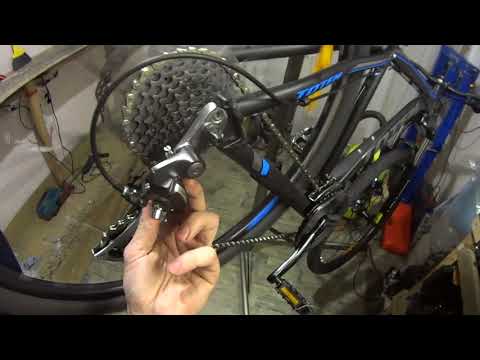 Rear derailleur adjustment: all the details
