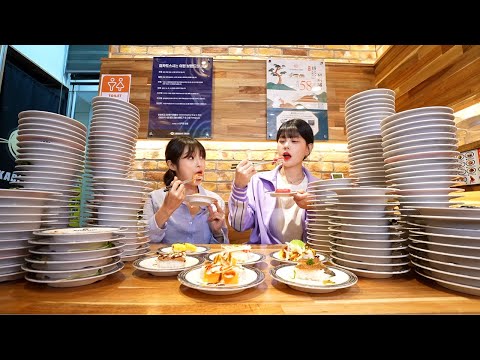 I won the sushi eating contest with my friend 🍣Challenge mukbang eating show