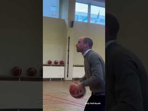Prince William plays basketball at school for Ukrainian refugees