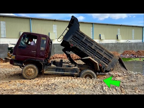 Incredible landfill! Dump truck 5ton Drive Back Uploading Landslide Overturned into water pond KOMA…