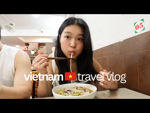Visiting Vietnam 🇻🇳 | eating so much street food, nightlife & things to do in ho chi minh city