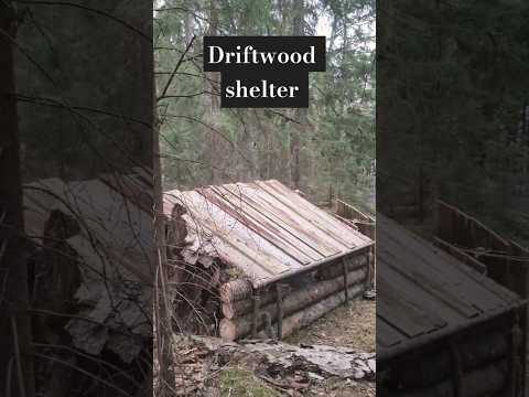 3 Days Alone On an Isle - Drifrwood shelter