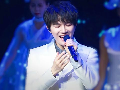 宝藏男孩周深天籁献唱《月光爱人》×《我用所有报答爱》