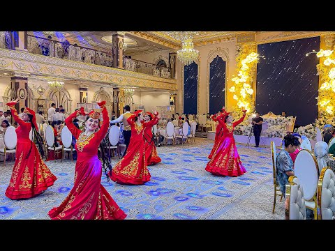 Behind the Scenes of a Traditional Uzbek Wedding: Food Preparation and Ceremony Stages