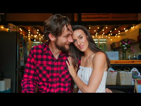 Couple Builds Own Home in Panama