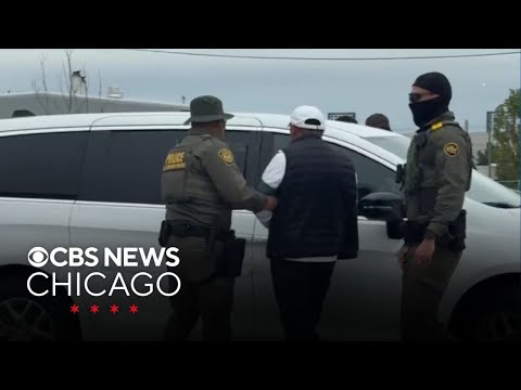 ICE agents detain rideshare drivers at O'Hare Airport parking lot