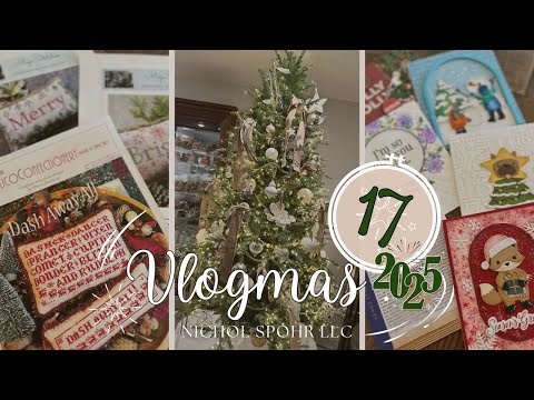 Vlogmas Day 17 | Stitchy Show & Tell, Tree Decorating & Holiday Inspiration