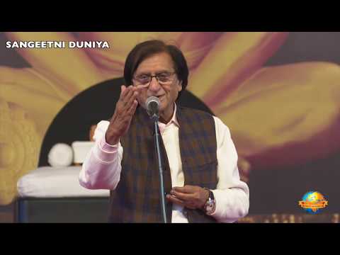 वसीम बरेलवी के जीवन का यादगार मुशायरा  Morari Bapu Ramkatha Bareilly - Wasim Barelvi