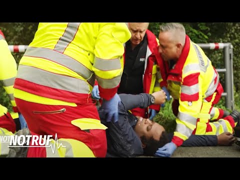 "Irgendwas stimmt nicht!" - Notarzt in krasser Lebensgefahr | 1/2 | Notruf