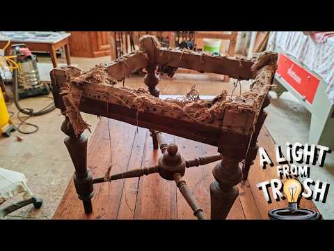 Restauro di uno sgabello di 150 anni fà