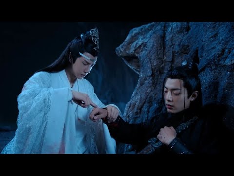 Weiying is seriously injured and dying, LanZhan stops hiding his love and sings for him