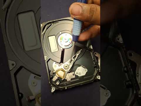 Wait for the end! Hard Drive Opening 🛠️ #tracelogy #tech #shorts #viral