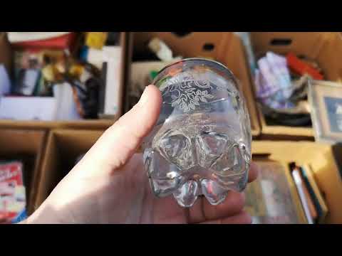 НОВЫЙ ПОХОД на БАРАХОЛкУ в ГЕРМАНИИ! КОРОБКИ на БАРАХОЛКЕ, ИЩУ ИНТЕРЕСНЫЕ ВЕЩИ! ВИНТАЖ! 1ч